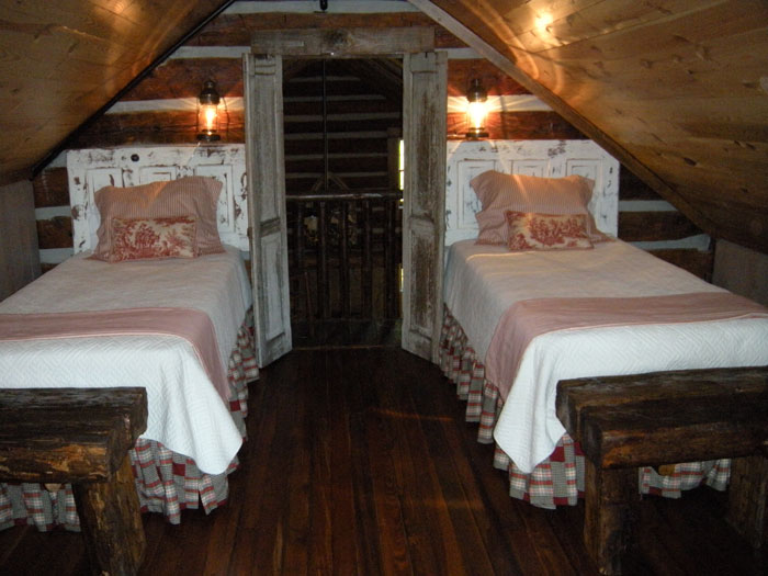 River Rhys Cabin is located in Pilot Mountain, NC in the Yadkin Valley